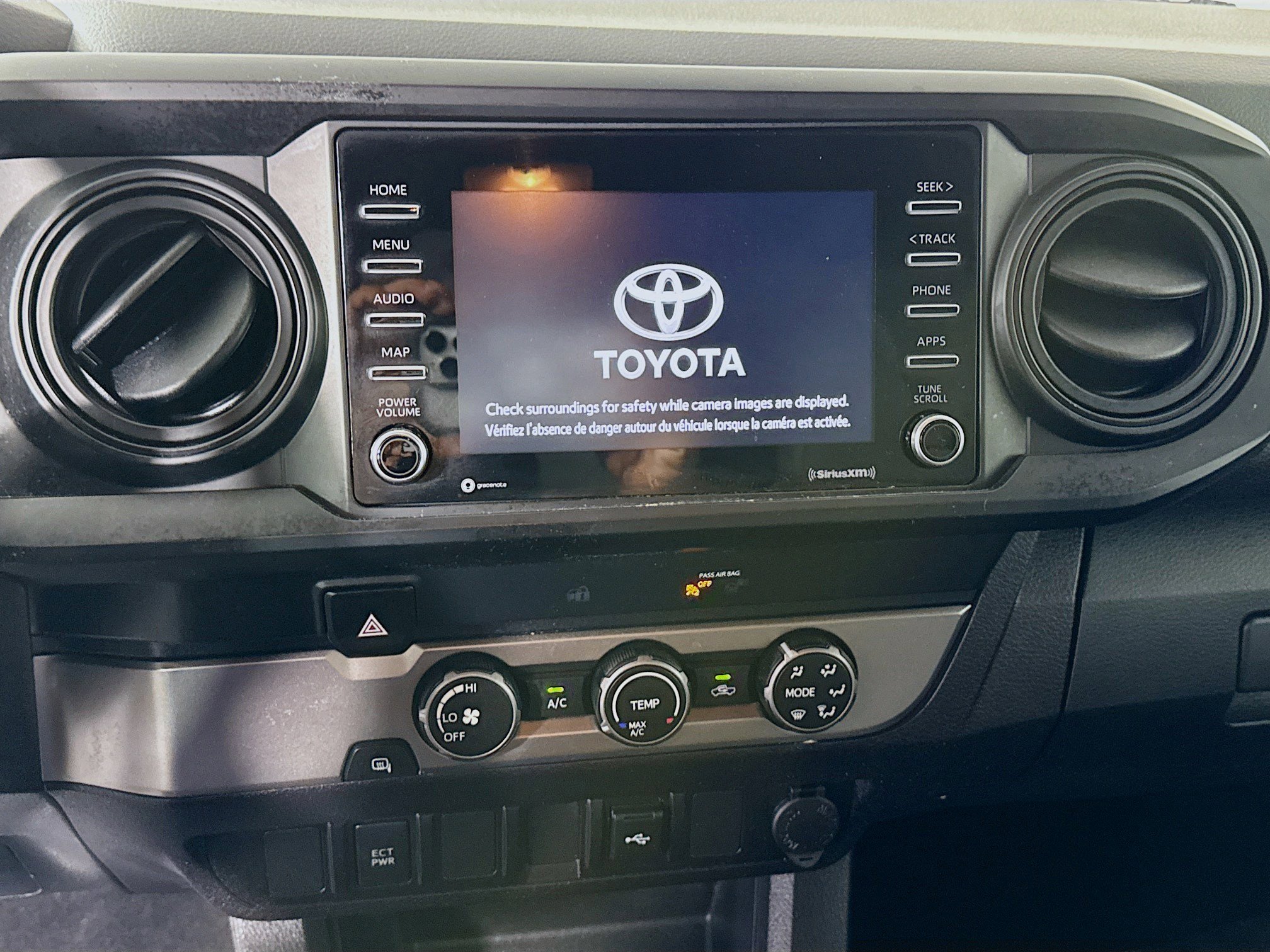 Used 2022 Toyota Tacoma SR image 18