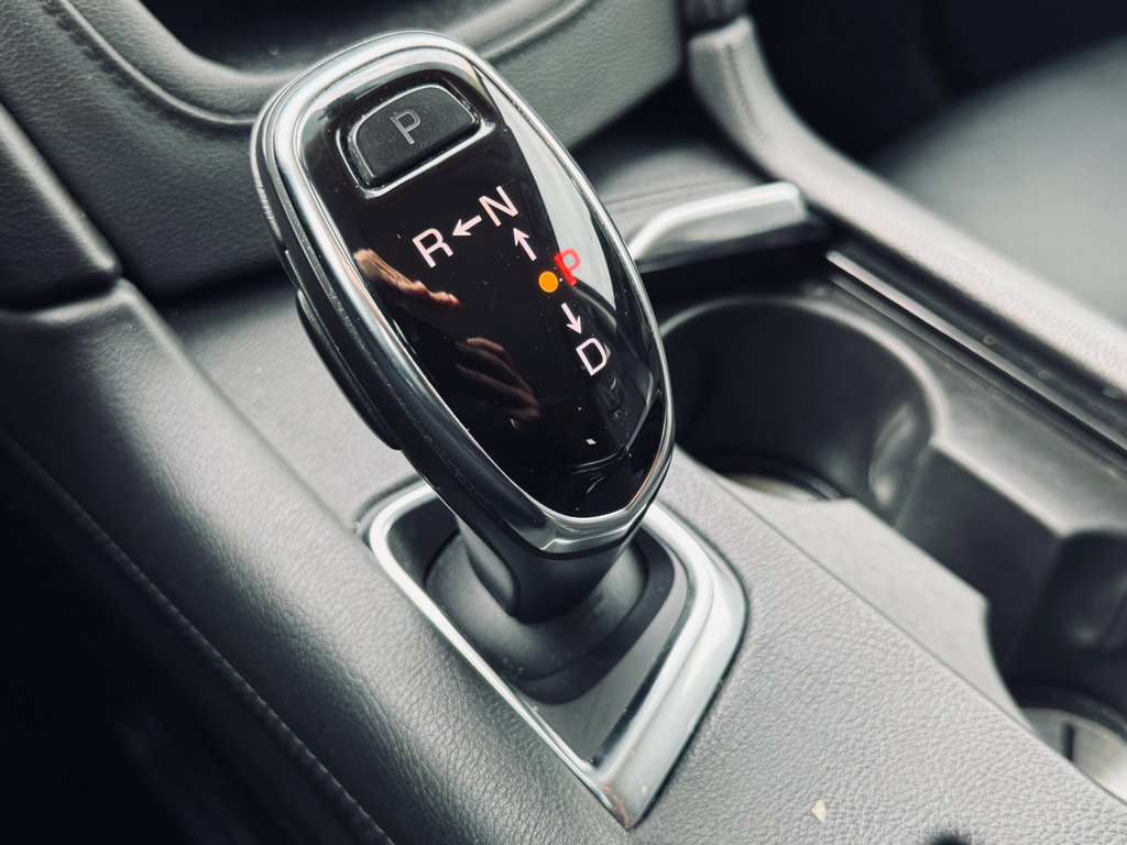 Used 2017 Cadillac XT5 Luxury w/ Driver Awareness Package image 18