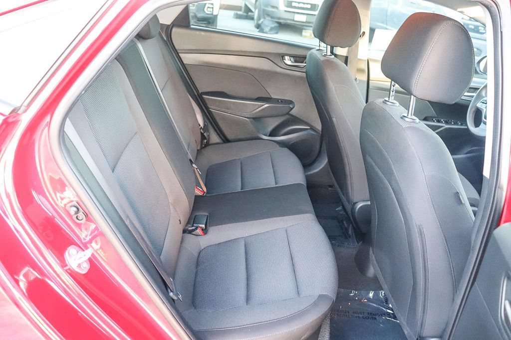 Used 2022 Hyundai Accent SE FWD image 18