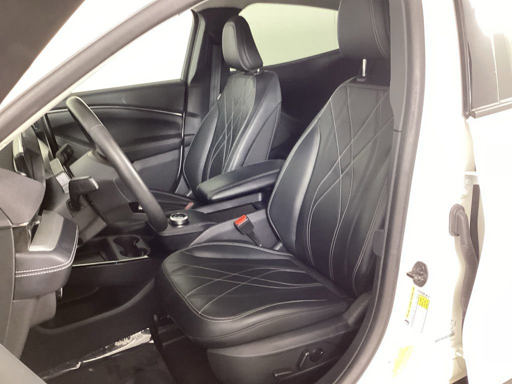 Used 2023 Ford Mustang Mach-E Select RWD image 27