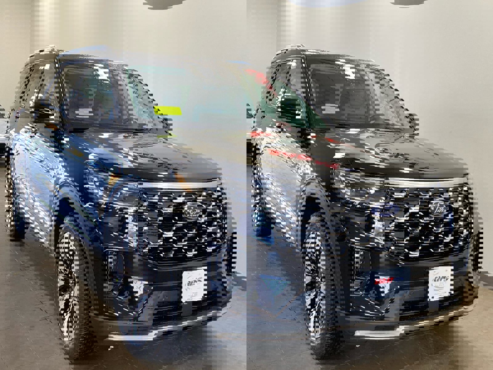 New 2026 Ford Explorer Platinum image 32