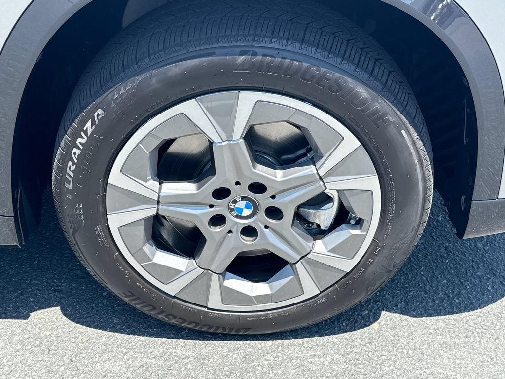 Used 2025 BMW X1 xDrive28i AWD/4WD image 7