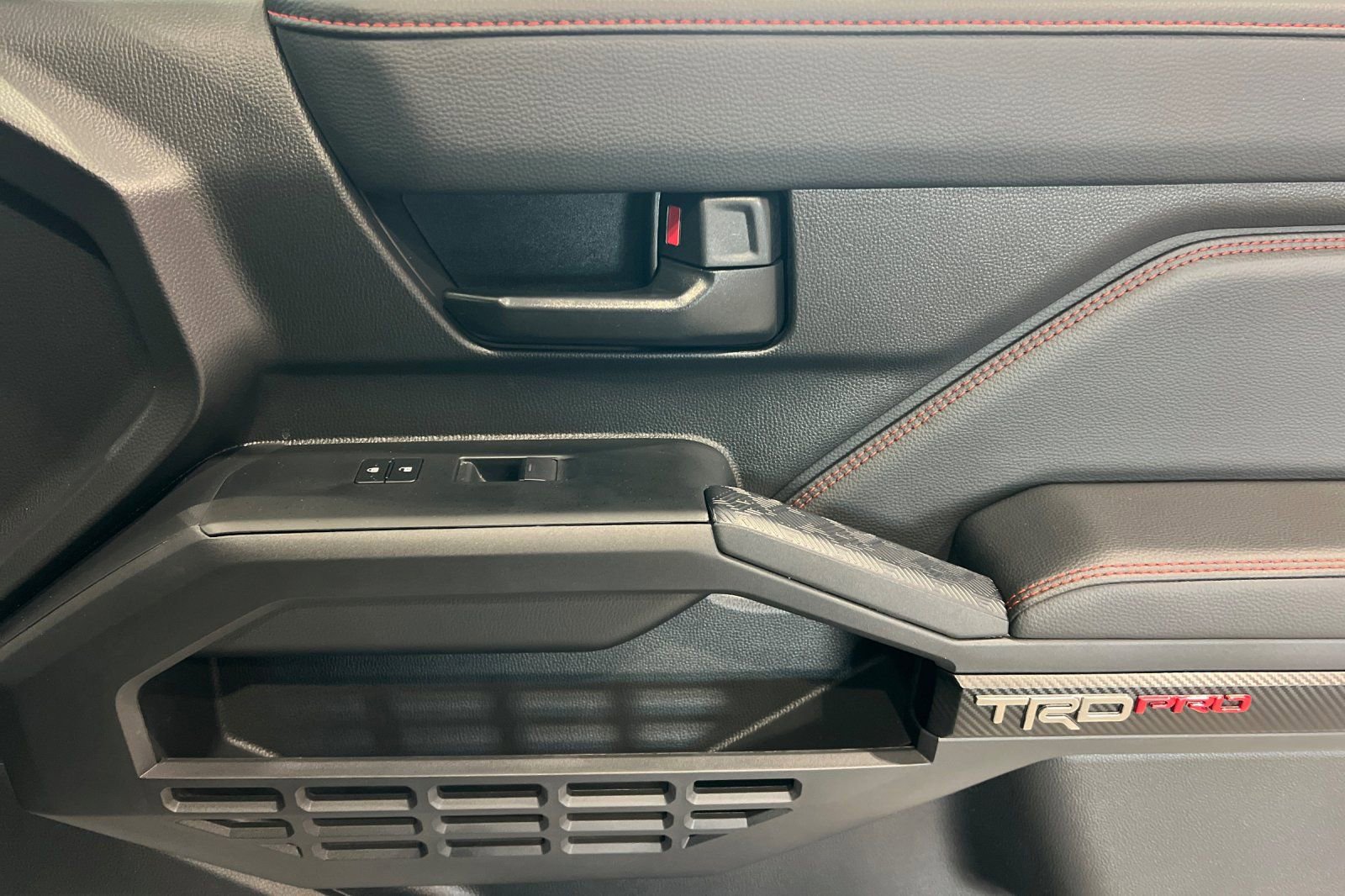Used 2025 Toyota Tacoma TRD Pro image 21