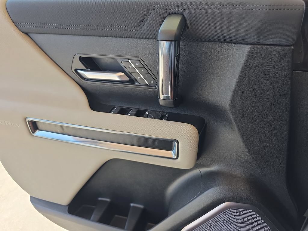 Used 2026 GMC Hummer EV SUV AWD/4WD image 24
