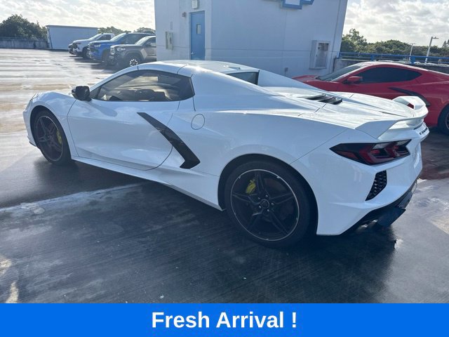 Used 2021 Chevrolet Corvette Stingray Convertible w/ Z51 Performance Package RWD image 14