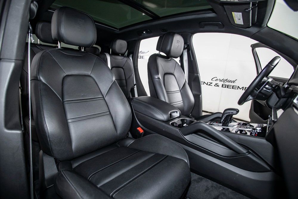 Used 2023 Porsche Cayenne S Platinum w/ Premium Package Plus image 42
