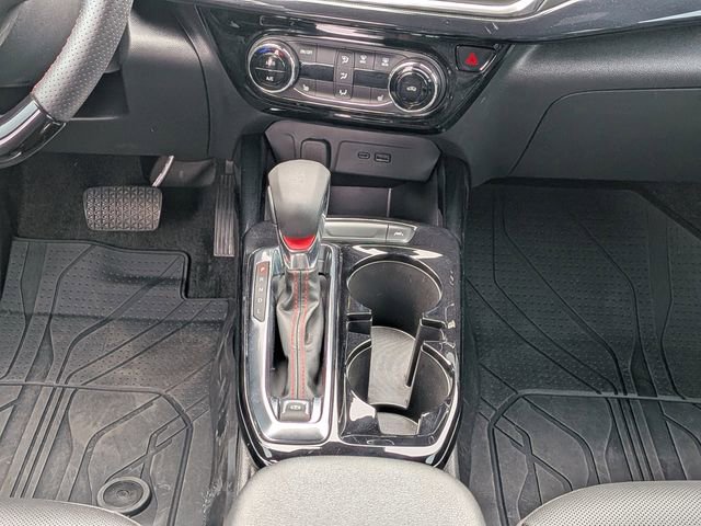 Used 2025 Chevrolet Trax RS w/ Driver Confidence Package image 19
