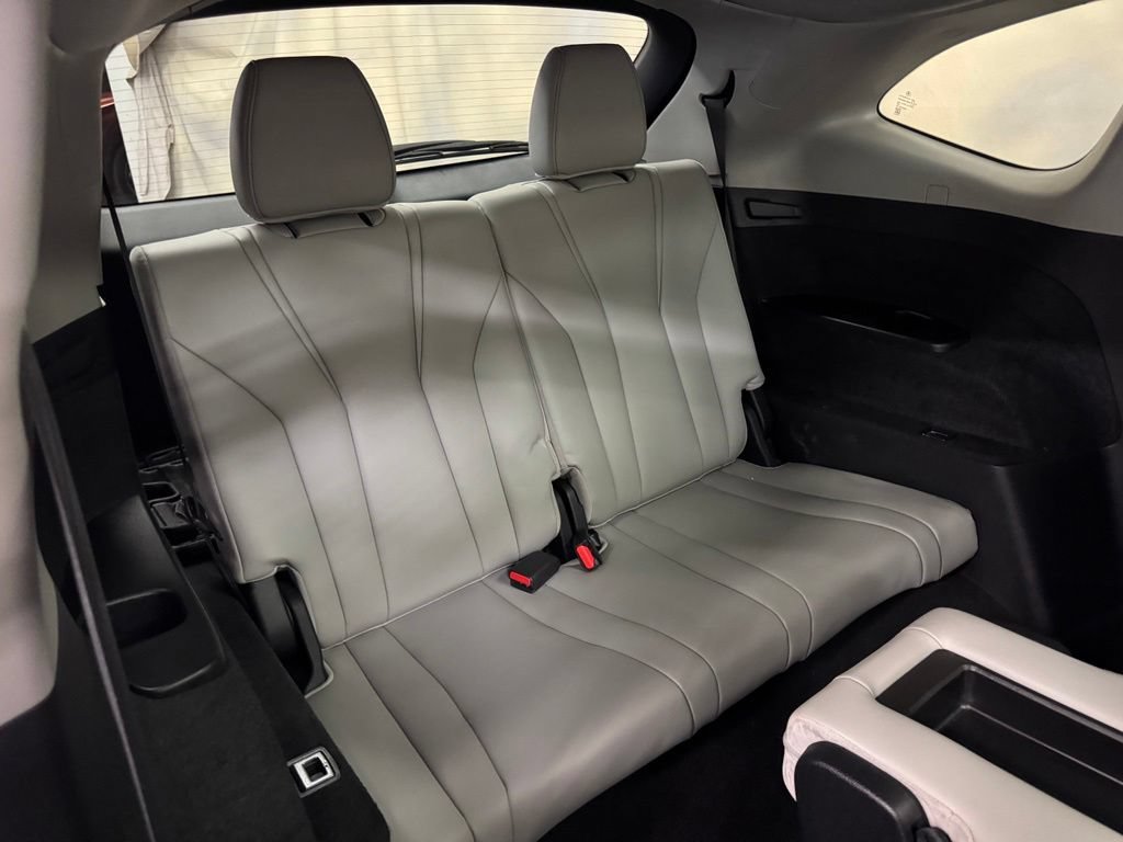 Certified 2023 Acura MDX w/ Technology Package AWD/4WD image 35