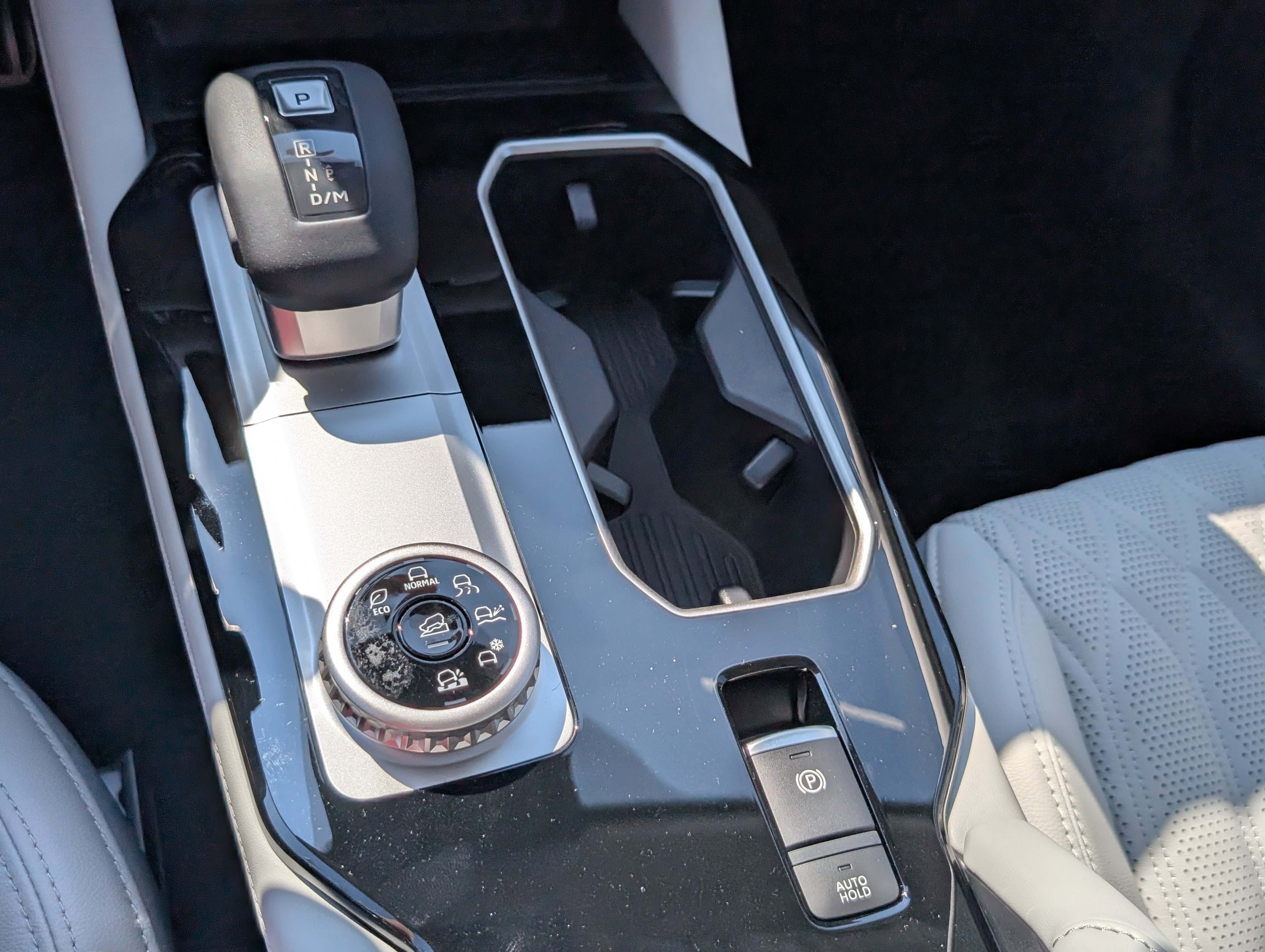 New 2025 Mitsubishi Outlander SEL image 28