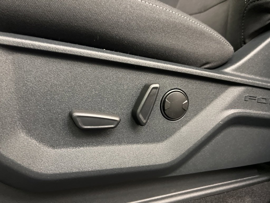 New 2025 Ford F150 XLT w/ Equipment Group 302A MID image 28