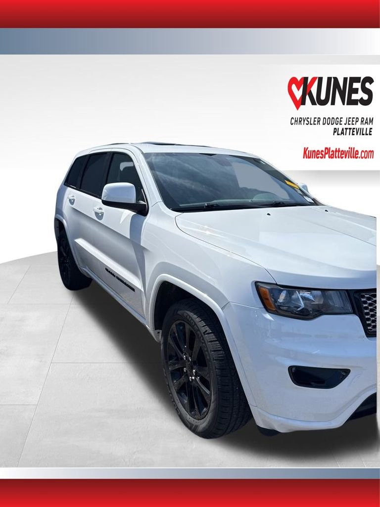 Used 2020 Jeep Grand Cherokee Altitude image 1