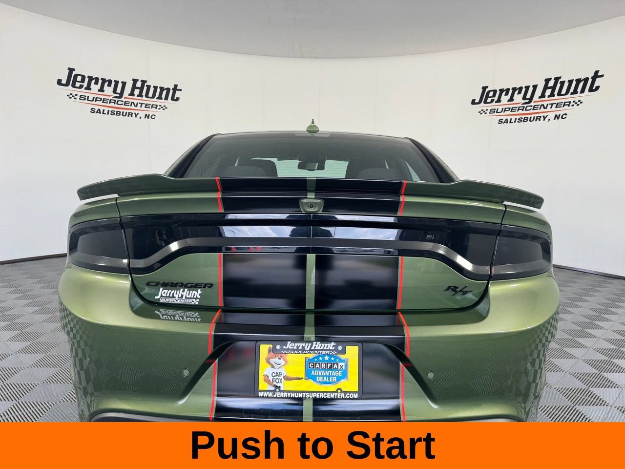 Used 2023 Dodge Charger R/T w/ Performance Handling Group RWD image 8