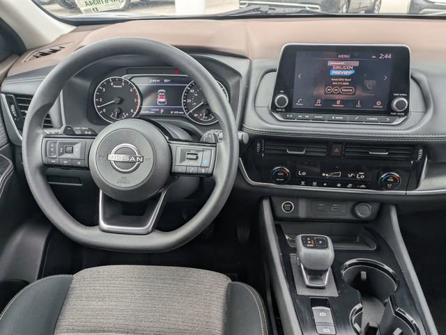 Used 2023 Nissan Rogue SV FWD image 32