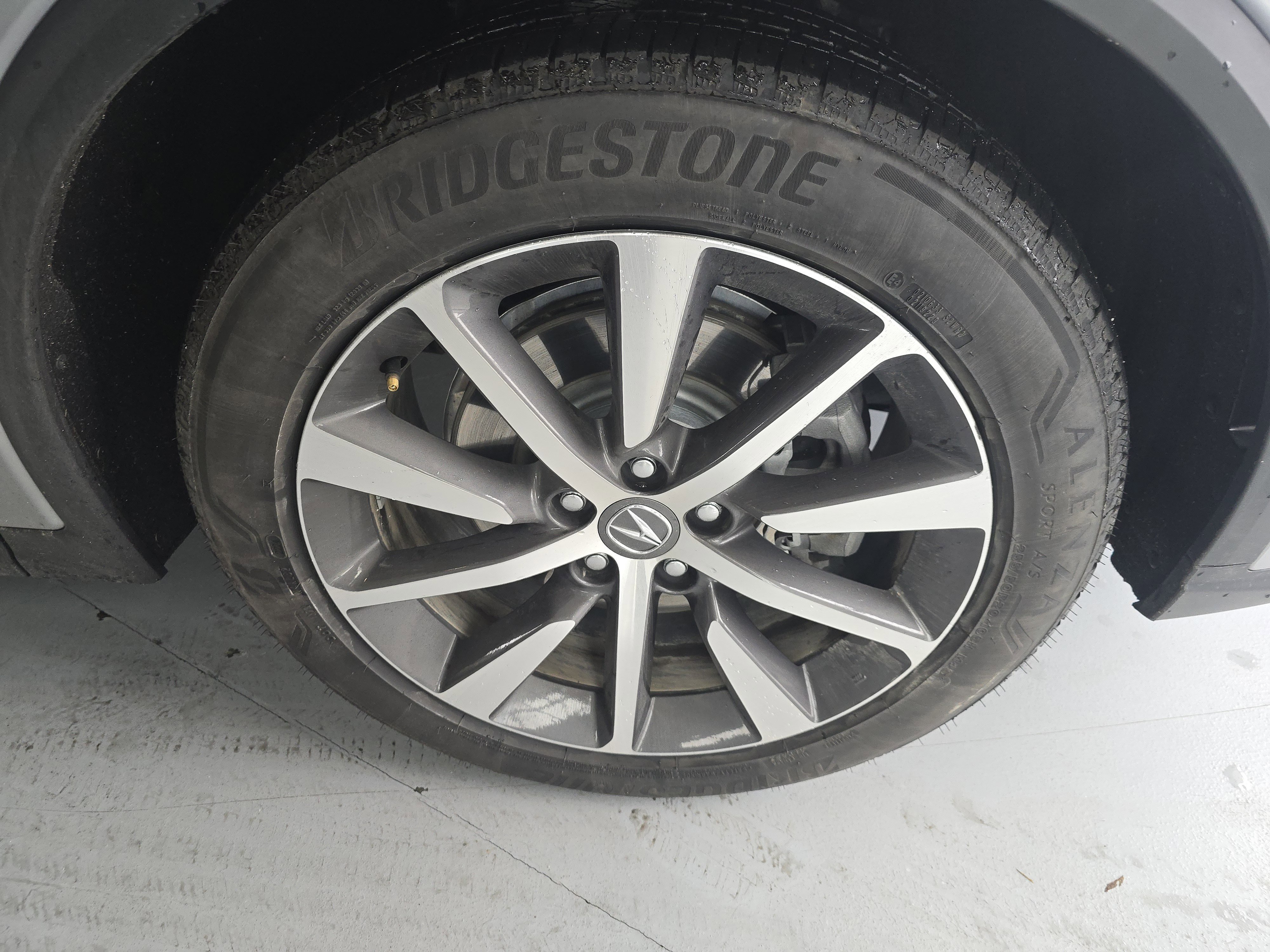 Used 2025 Acura MDX FWD w/ Technology Package image 12