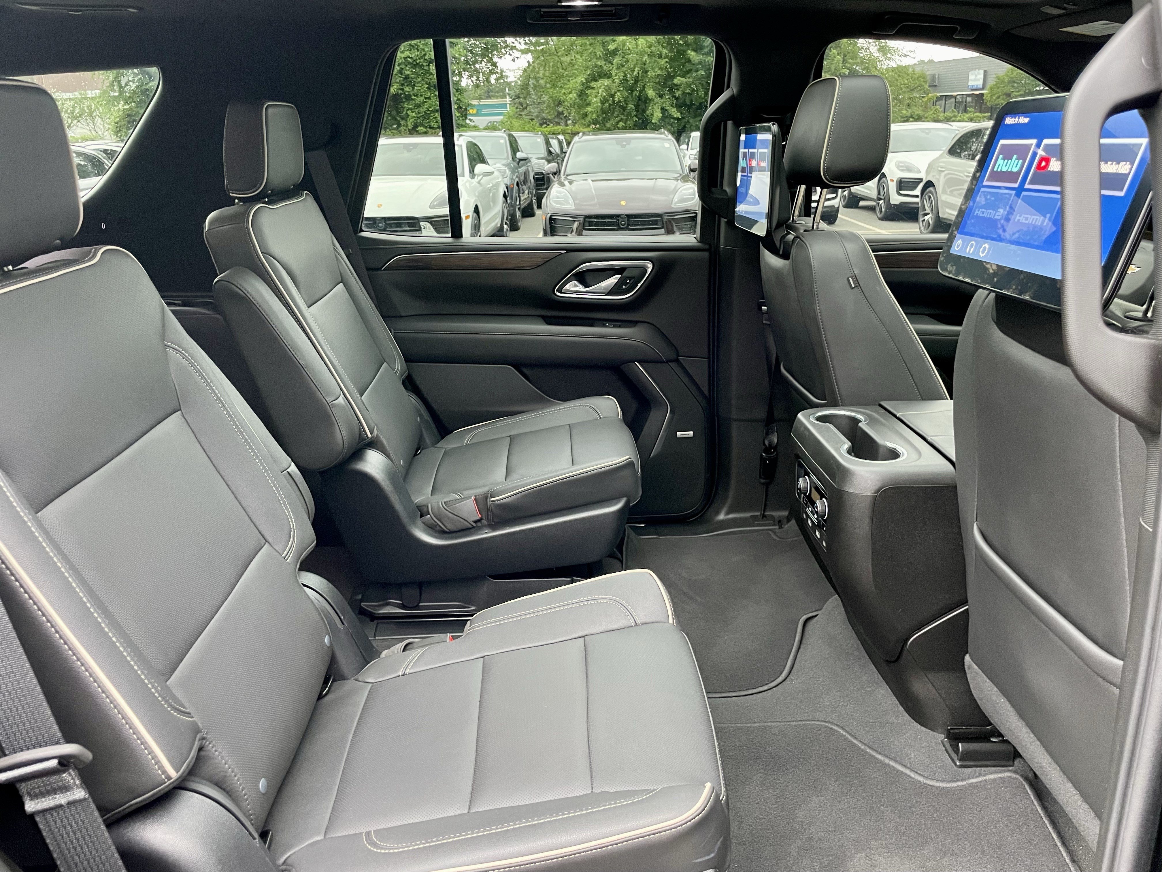 Used 2023 Chevrolet Tahoe Premier w/ Advanced Technology Package AWD/4WD image 31