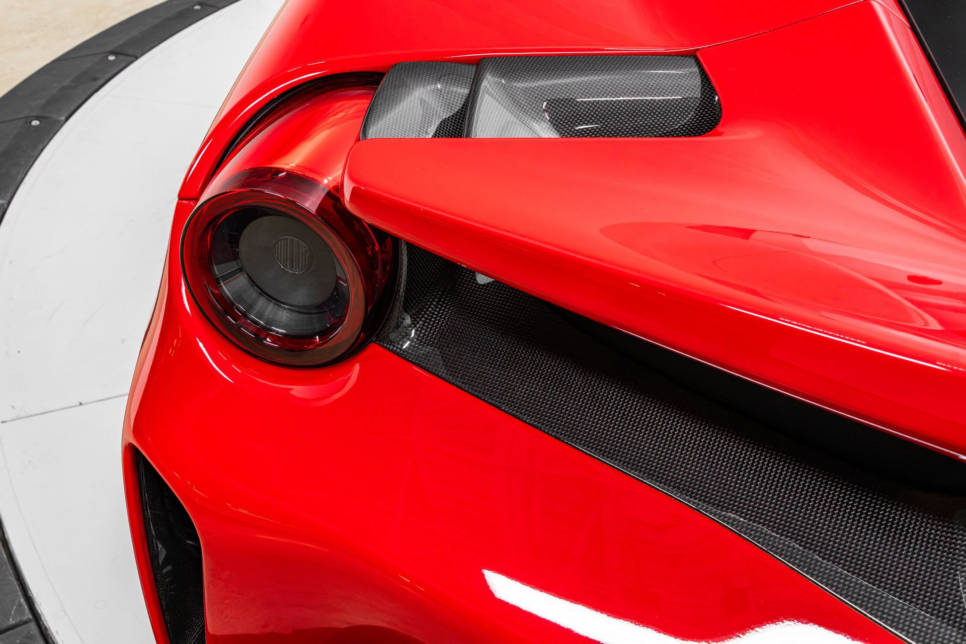 Certified 2020 Ferrari 488 Pista Coupe RWD image 52