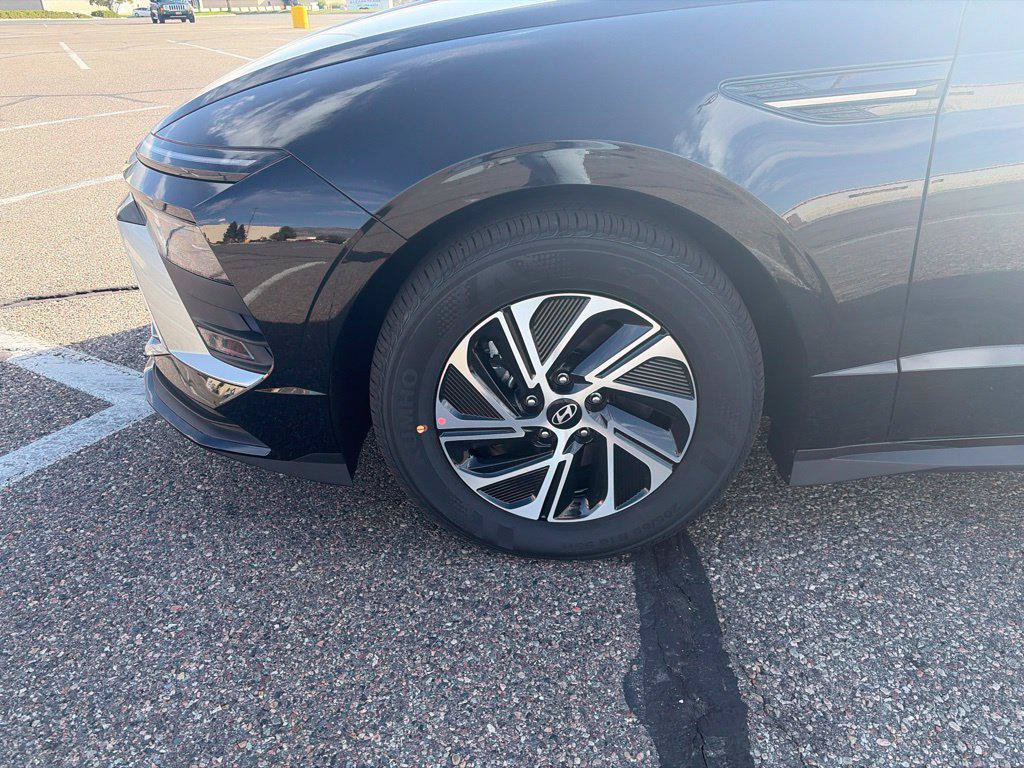 New 2027 Hyundai Sonata Blue FWD image 10