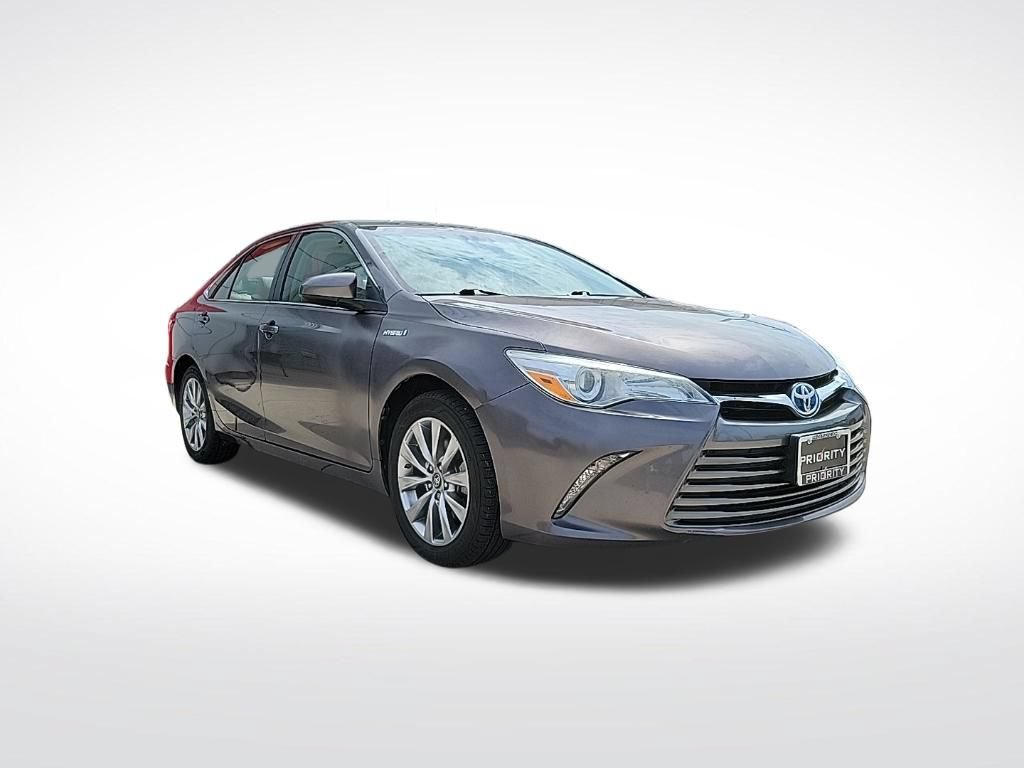 Used 2016 Toyota Camry XLE w/ Moonroof Package FWD image 7