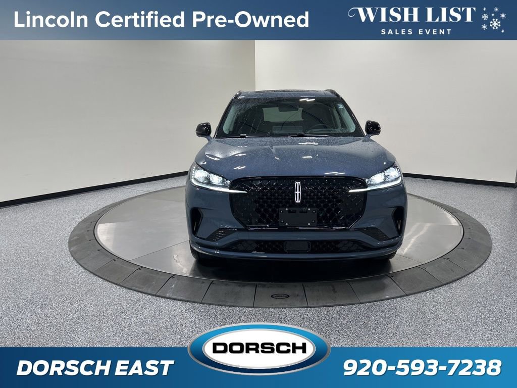 Used 2025 Lincoln Aviator Reserve w/ Equipment Group 201A image 3