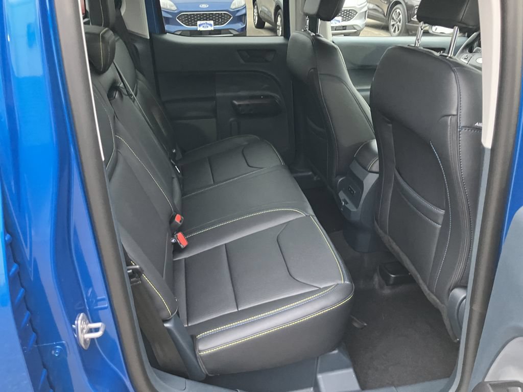 Used 2025 Ford Maverick Lobo AWD/4WD image 16