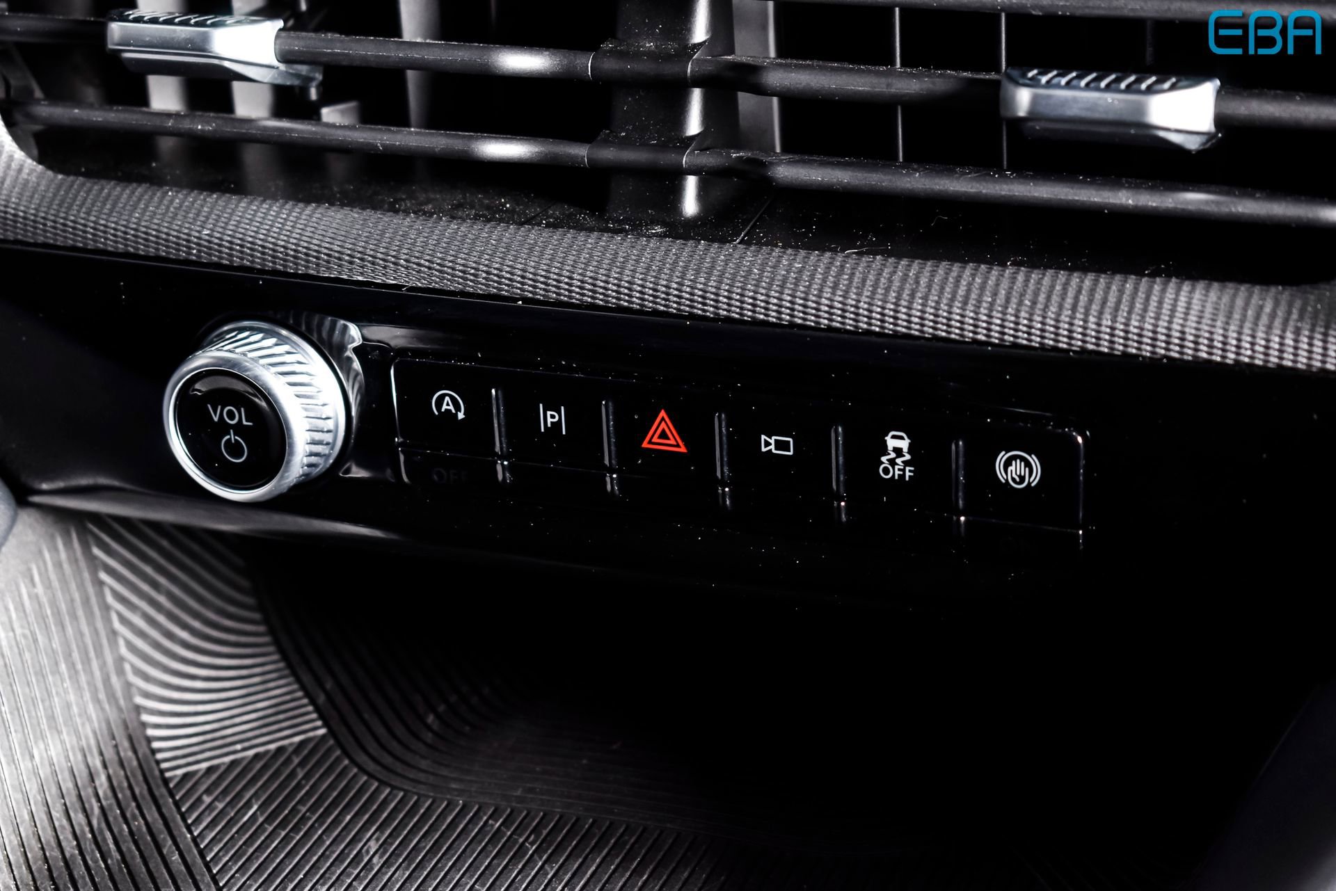 Used 2025 Ford Explorer ST-Line w/ ST-Line Street Pack image 26