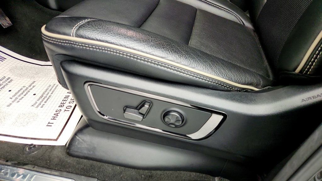 Used 2024 RAM 1500 Limited image 11