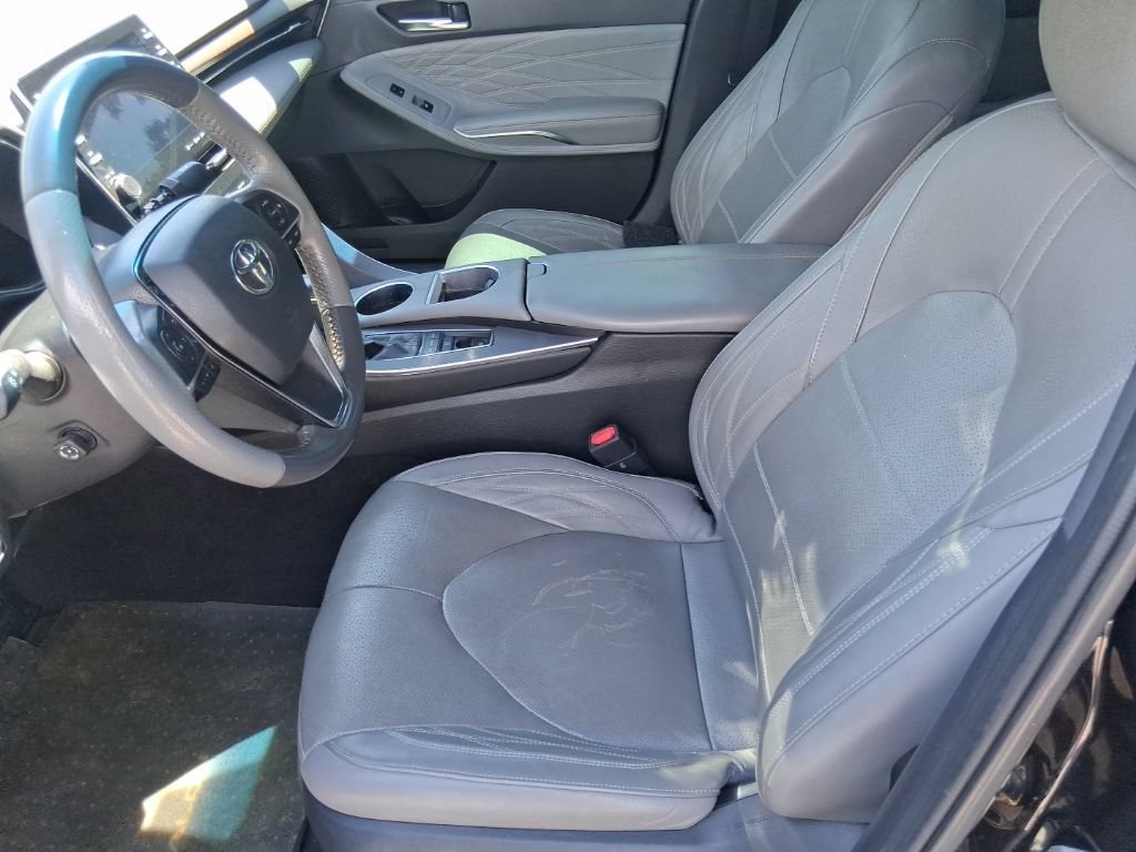 Used 2019 Toyota Avalon Limited FWD image 10