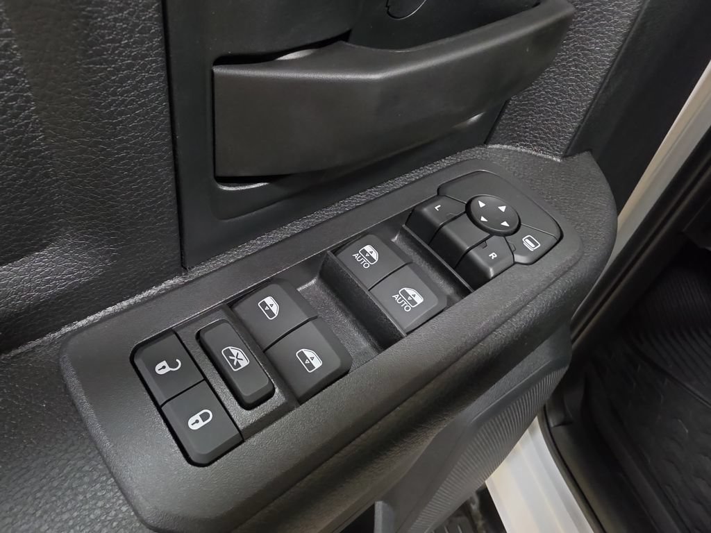 New 2026 RAM 2500 Tradesman AWD/4WD image 15