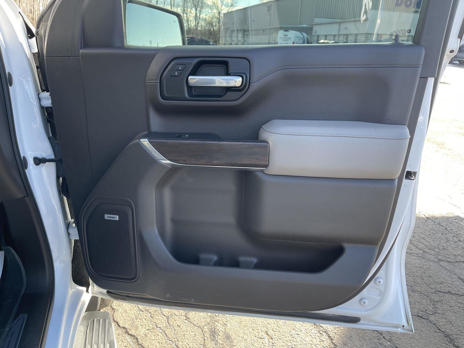 Used 2021 GMC Sierra 1500 SLT image 26