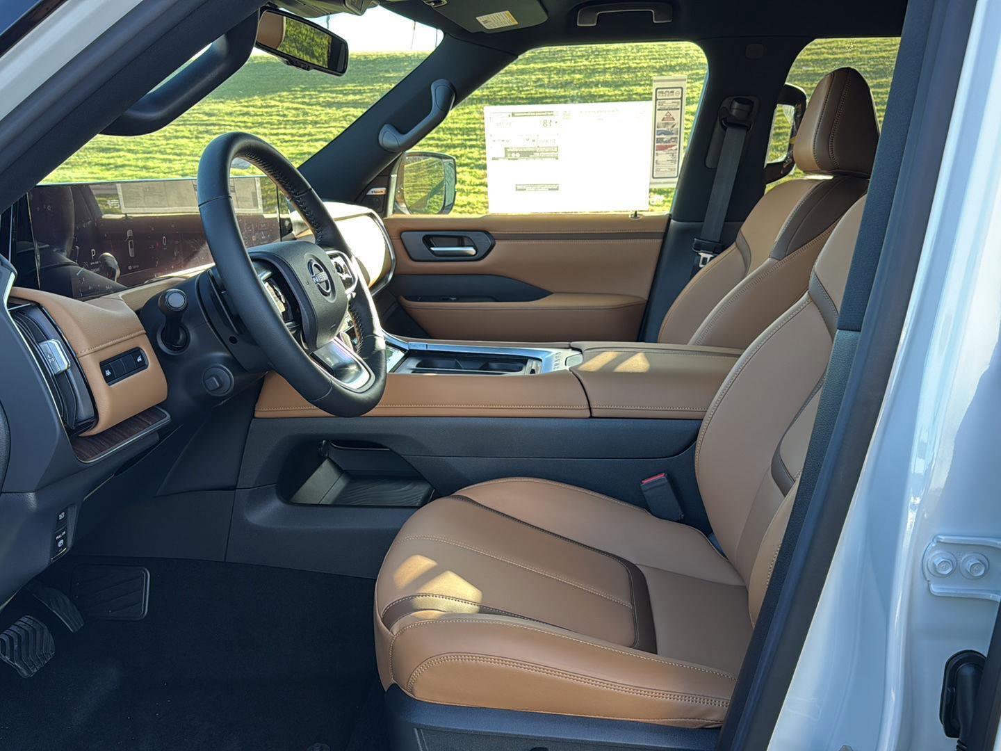New 2026 Nissan Armada SL image 8