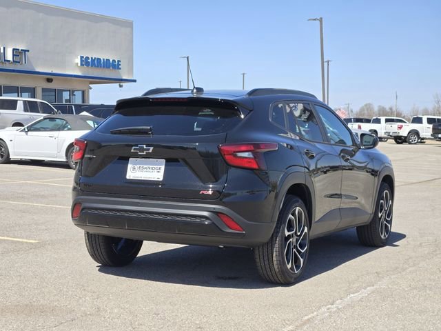 New 2026 Chevrolet Trax RS w/ Driver Confidence Package image 4