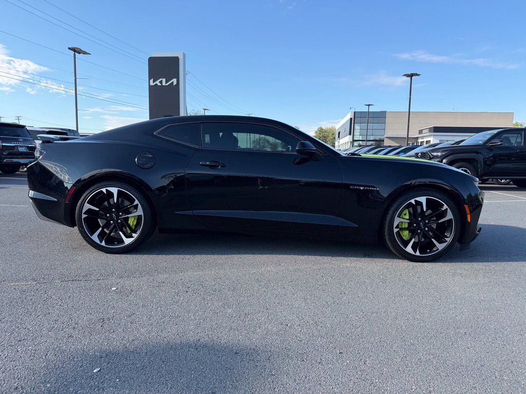 Used 2023 Chevrolet Camaro SS RWD image 8