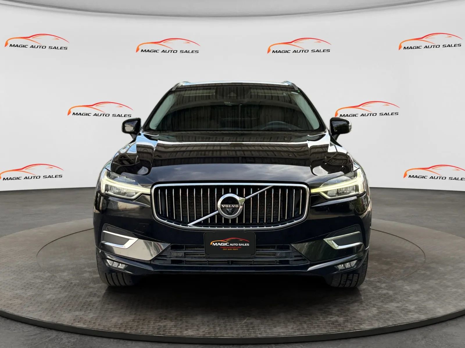 Used 2018 Volvo XC60 T6 Inscription w/ Convenience Package AWD/4WD image 1