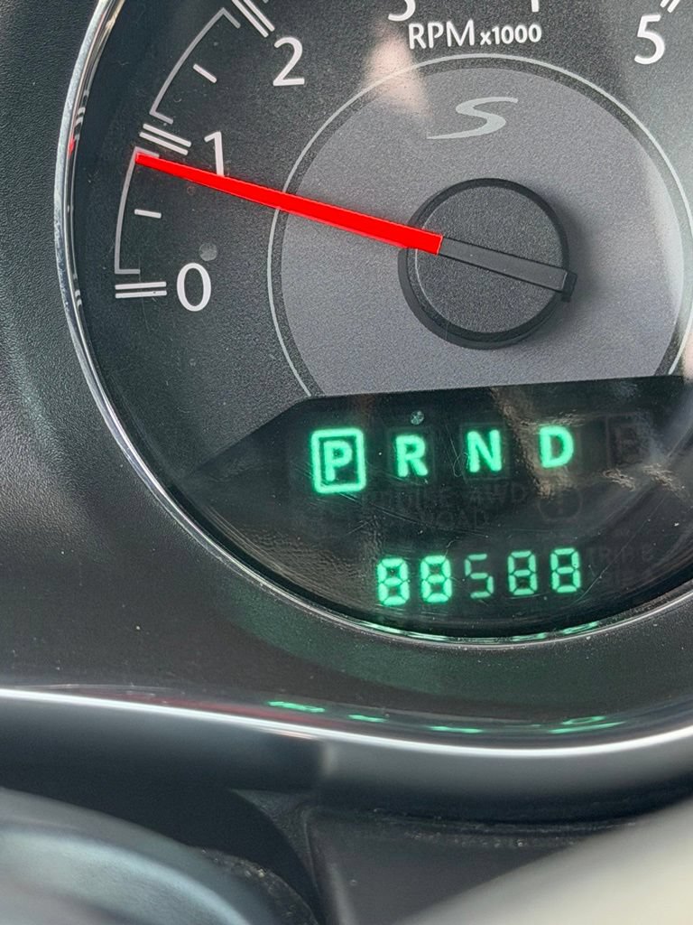 Used 2012 Chrysler 200 S FWD image 28