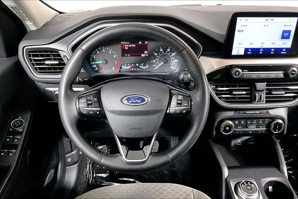 Used 2022 Ford Escape SE w/ Cold Weather Package AWD/4WD image 5