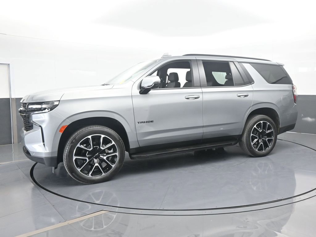 Used 2024 Chevrolet Tahoe RST w/ Luxury Package image 2
