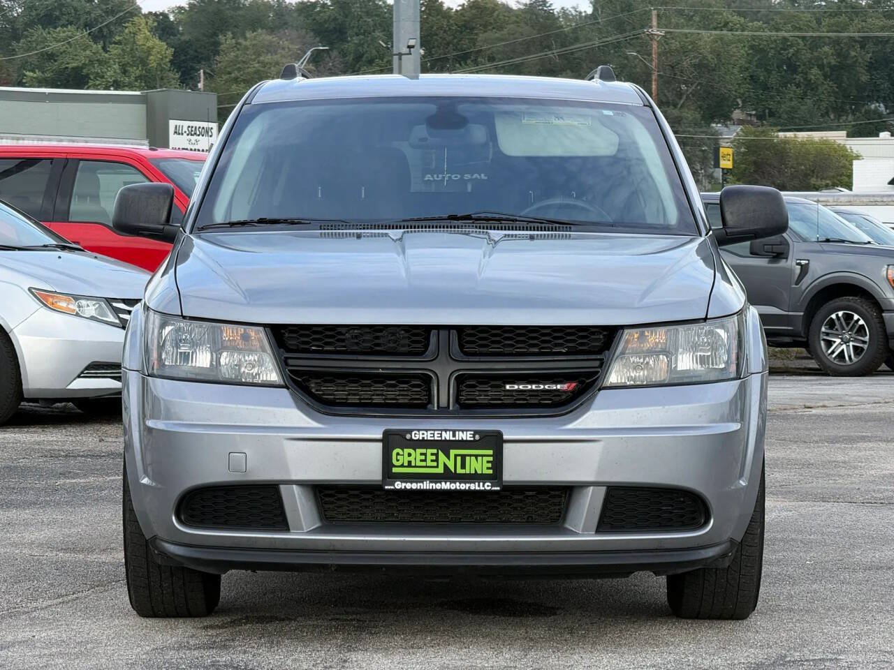 Used 2020 Dodge Journey SE w/ SE Popular Equipment Group FWD image 3