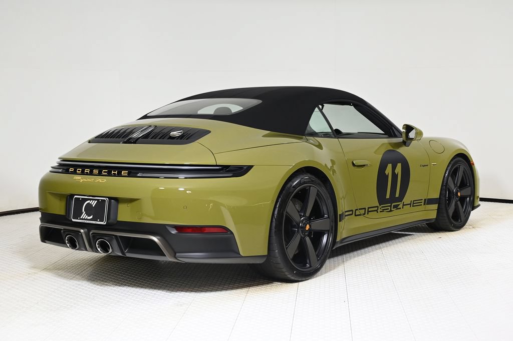 Used 2026 Porsche 911 GTS RWD image 7