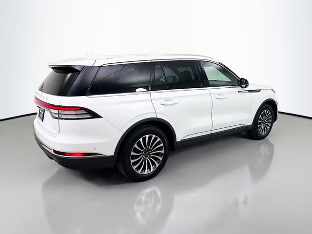Used 2023 Lincoln Aviator Reserve w/ Equipment Group 201A image 7