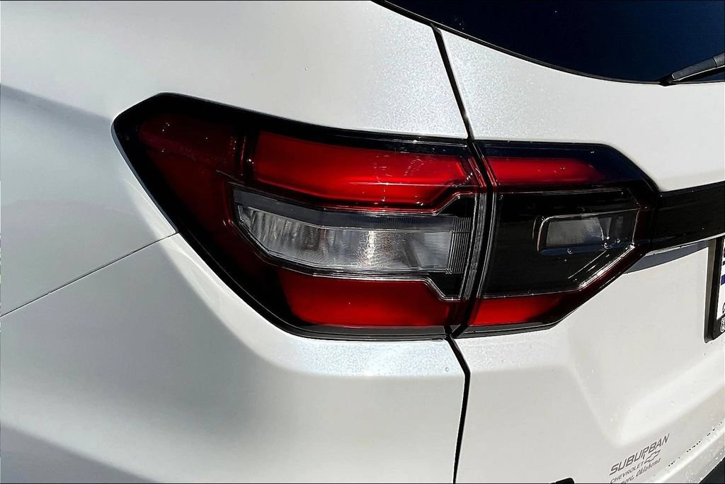 Used 2025 Honda Pilot TrailSport image 28