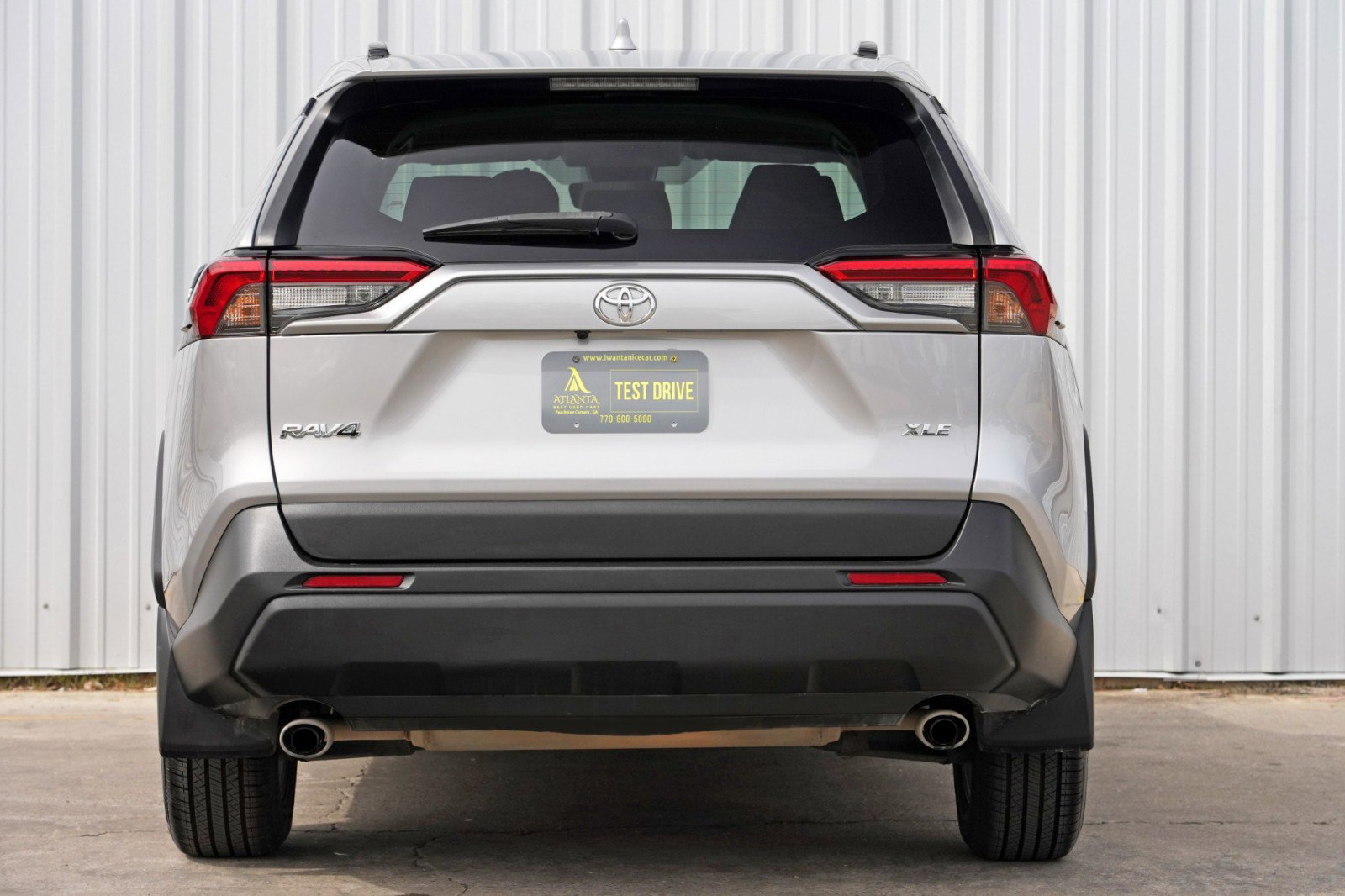 Used 2022 Toyota RAV4 XLE image 10
