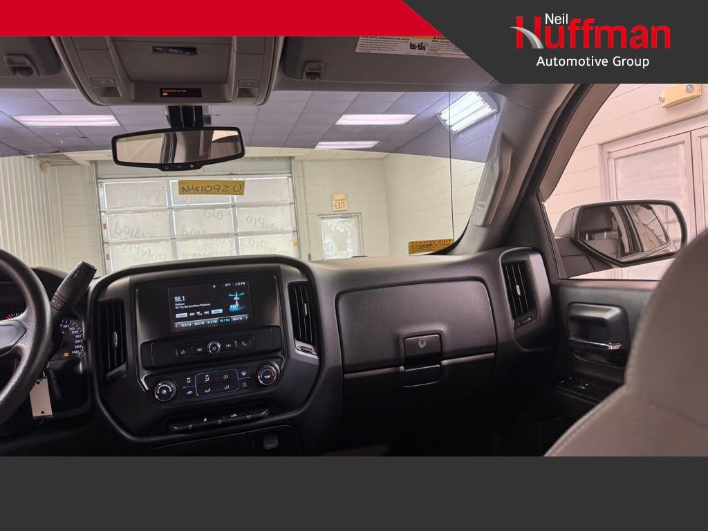 Used 2018 Chevrolet Silverado 1500 Custom w/ Custom Value Package image 20