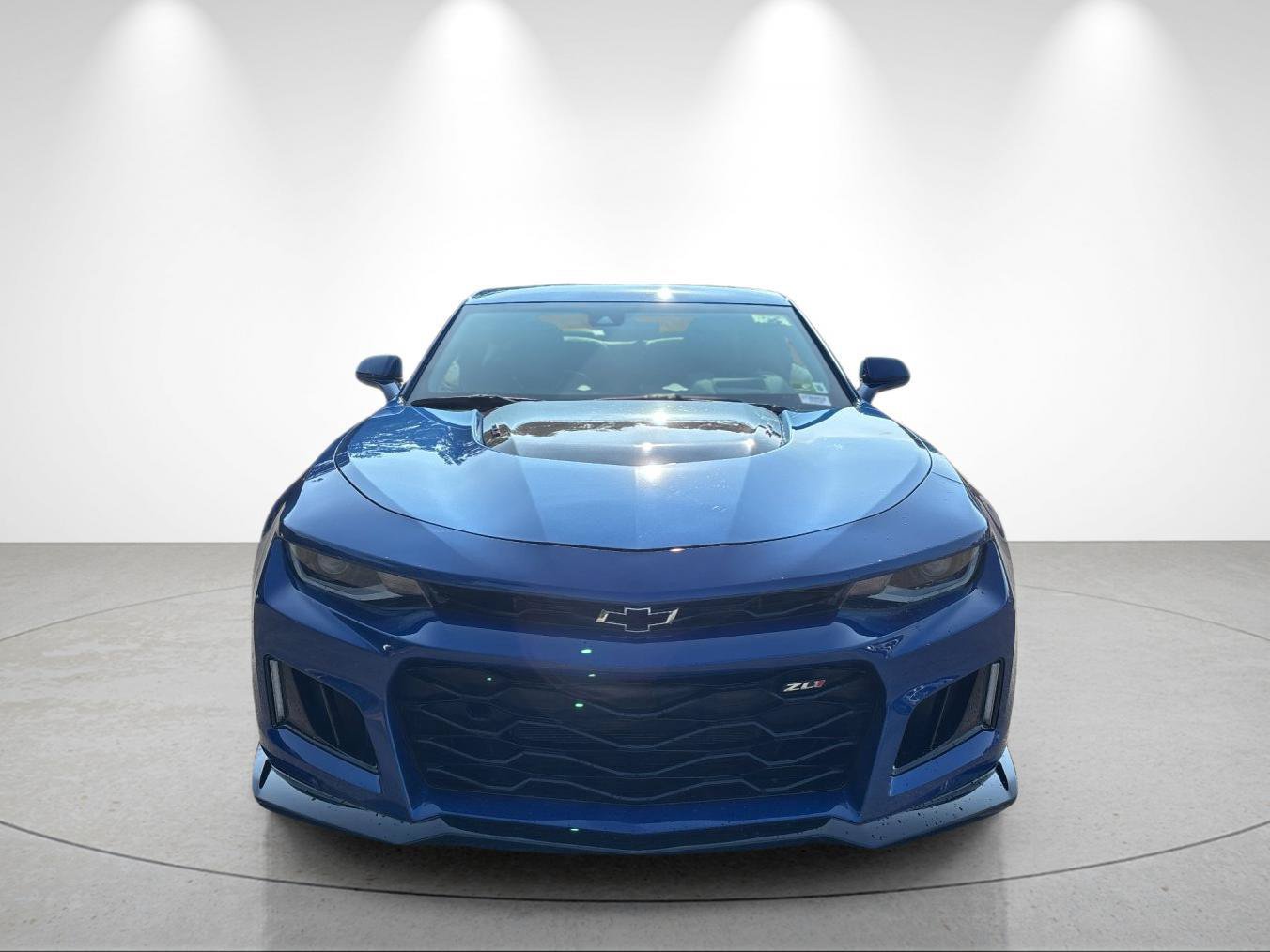 Used 2023 Chevrolet Camaro ZL1 RWD image 8