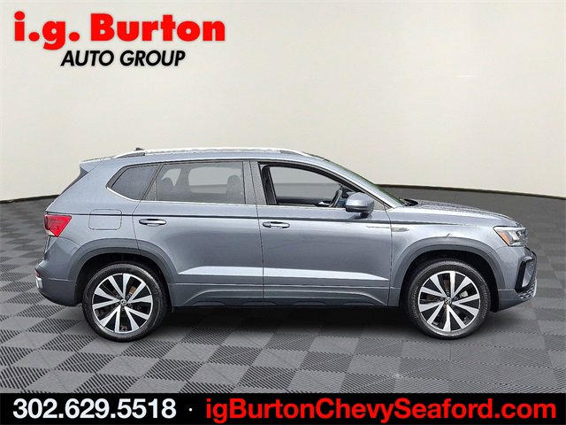 Used 2022 Volkswagen Taos SE image 7