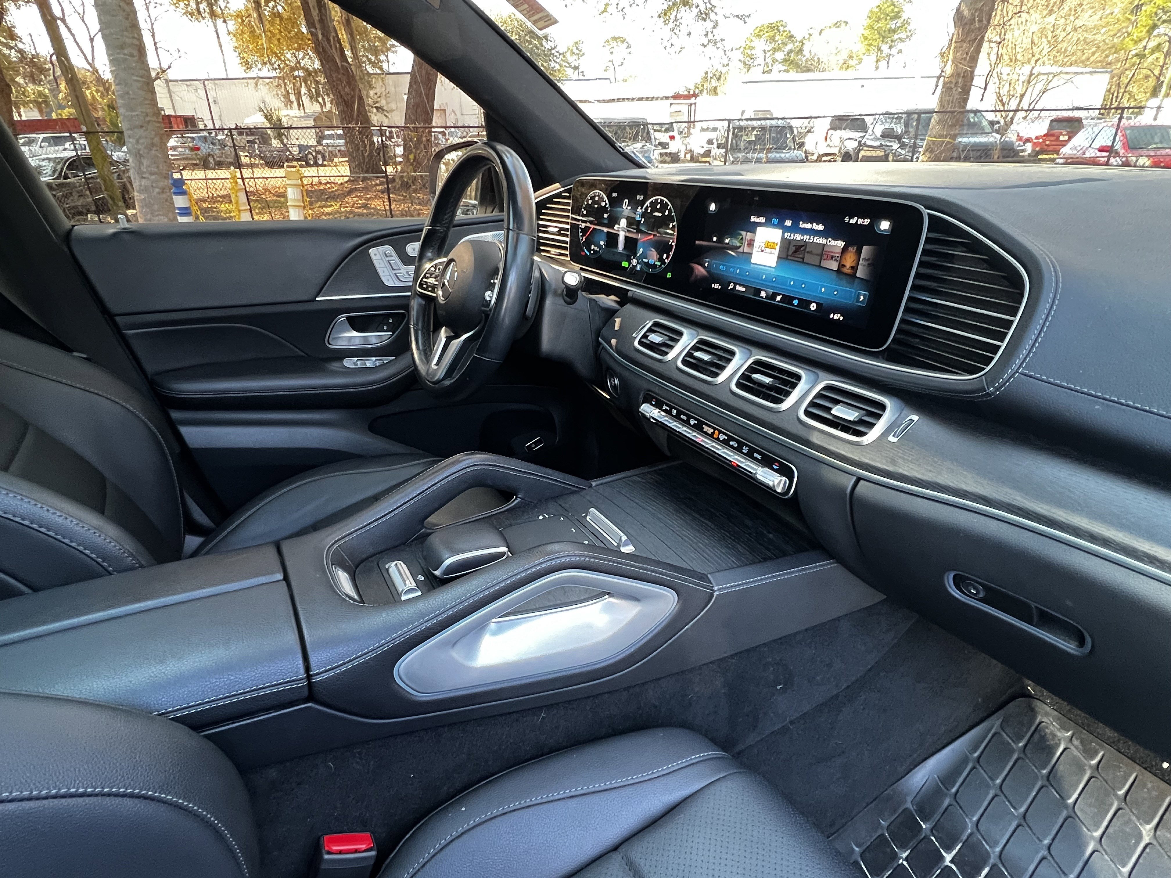 Used 2023 Mercedes-Benz GLS 450 450 4MATIC w/ AMG Line Exterior image 48