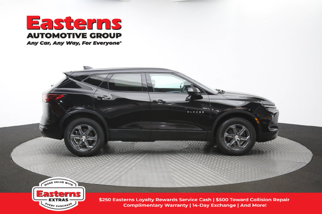 Used 2024 Chevrolet Blazer LT AWD/4WD image 46