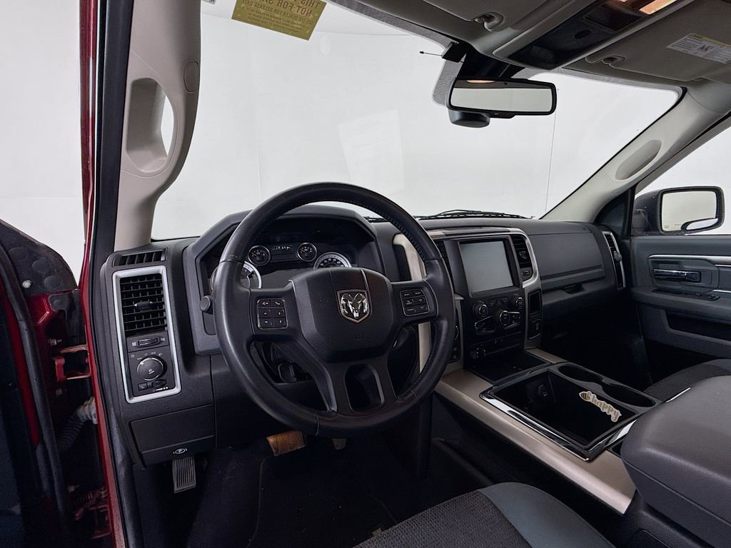 Used 2013 RAM 1500 Classic SLT w/ Big Horn Equipment Group AWD/4WD image 9