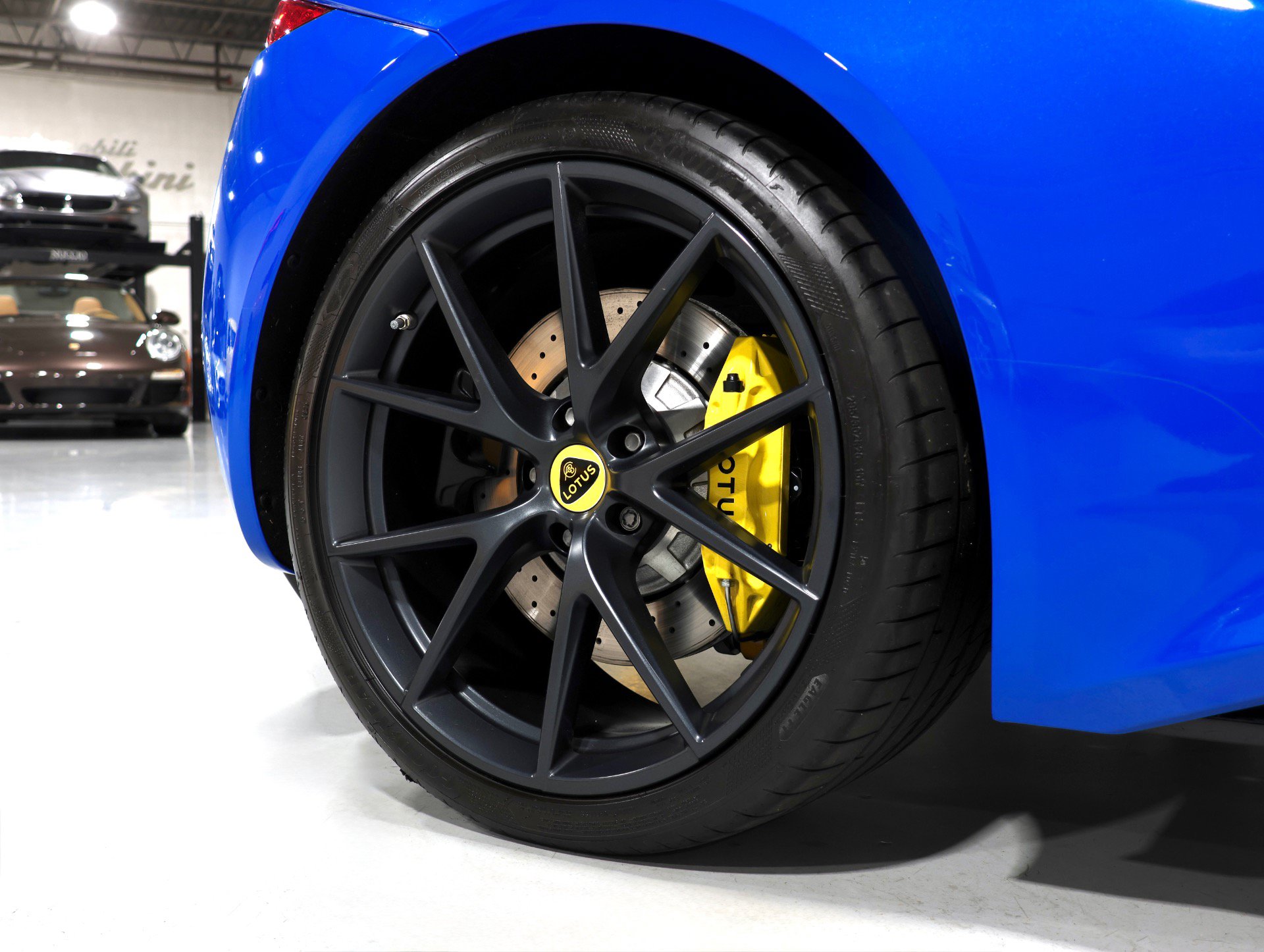Used 2026 Lotus Emira RWD image 41