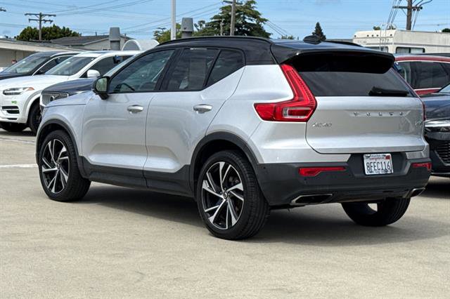 Used 2019 Volvo XC40 T5 R-Design AWD/4WD image 5