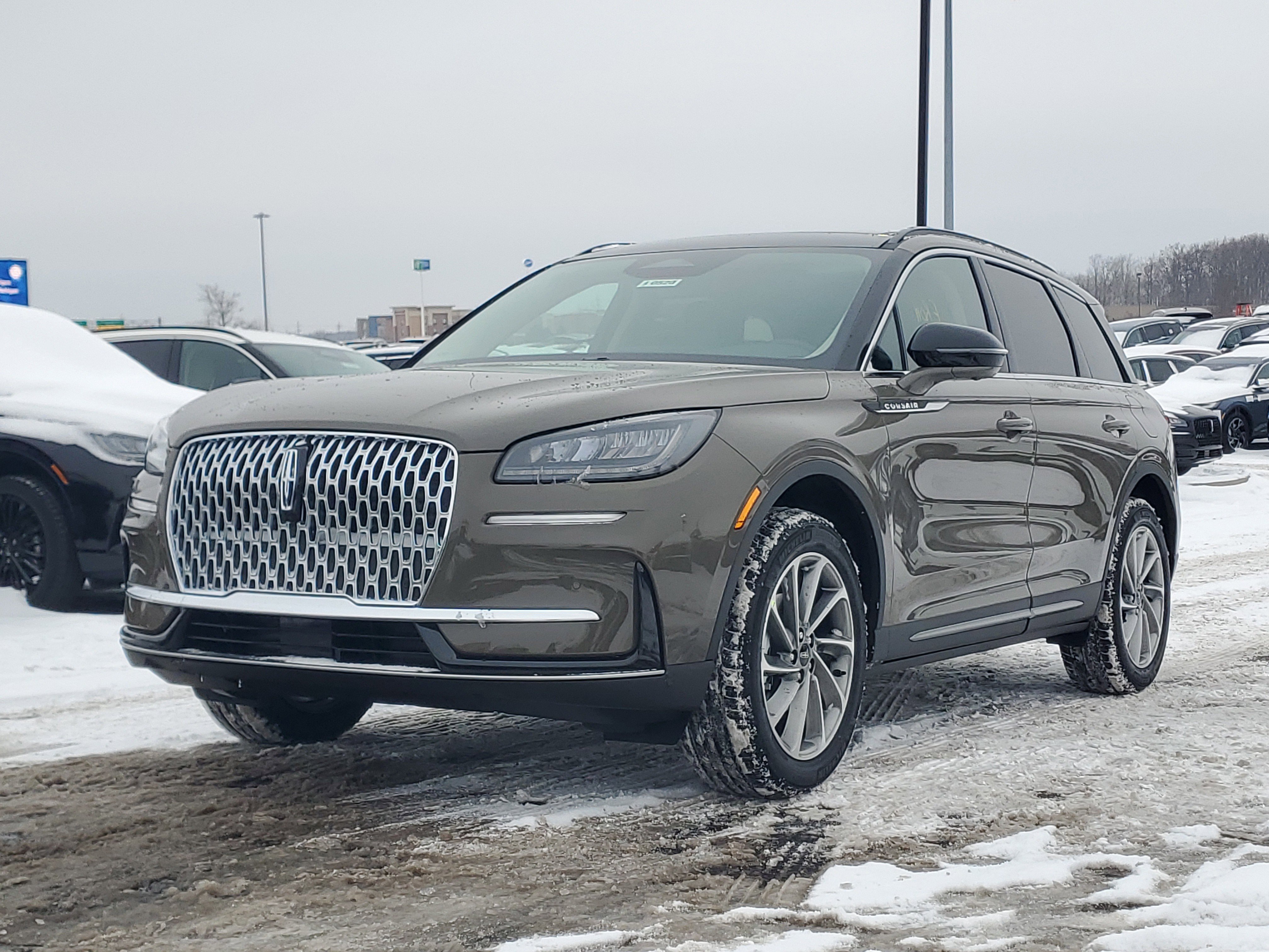 New 2026 Lincoln Corsair Premiere image 2
